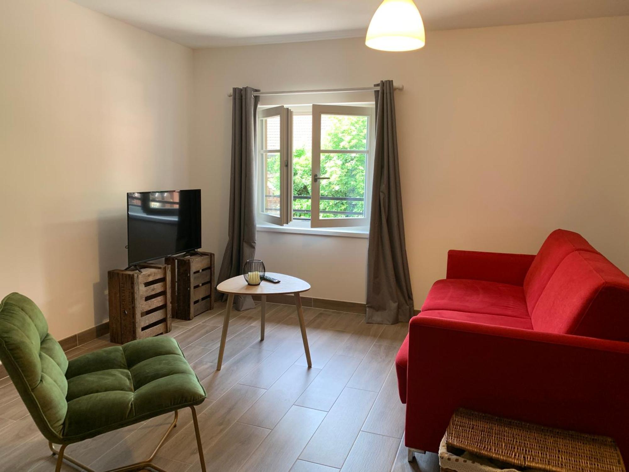 Doux Refuge Avec Terrasse Parking Gratuit Apartment Beblenheim Bagian luar foto